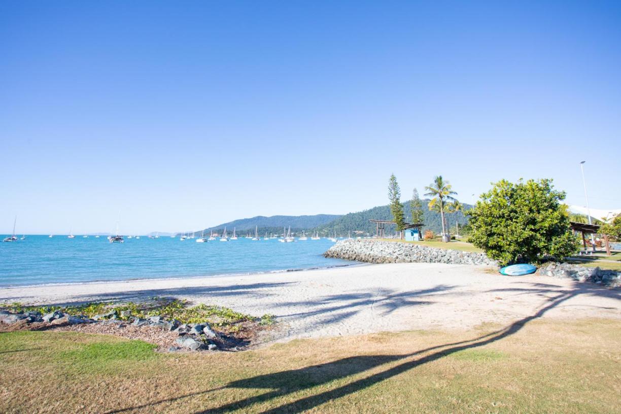 Mandalay Escape, Seclusion & Serenity With A Pool Airlie Beach Dış mekan fotoğraf