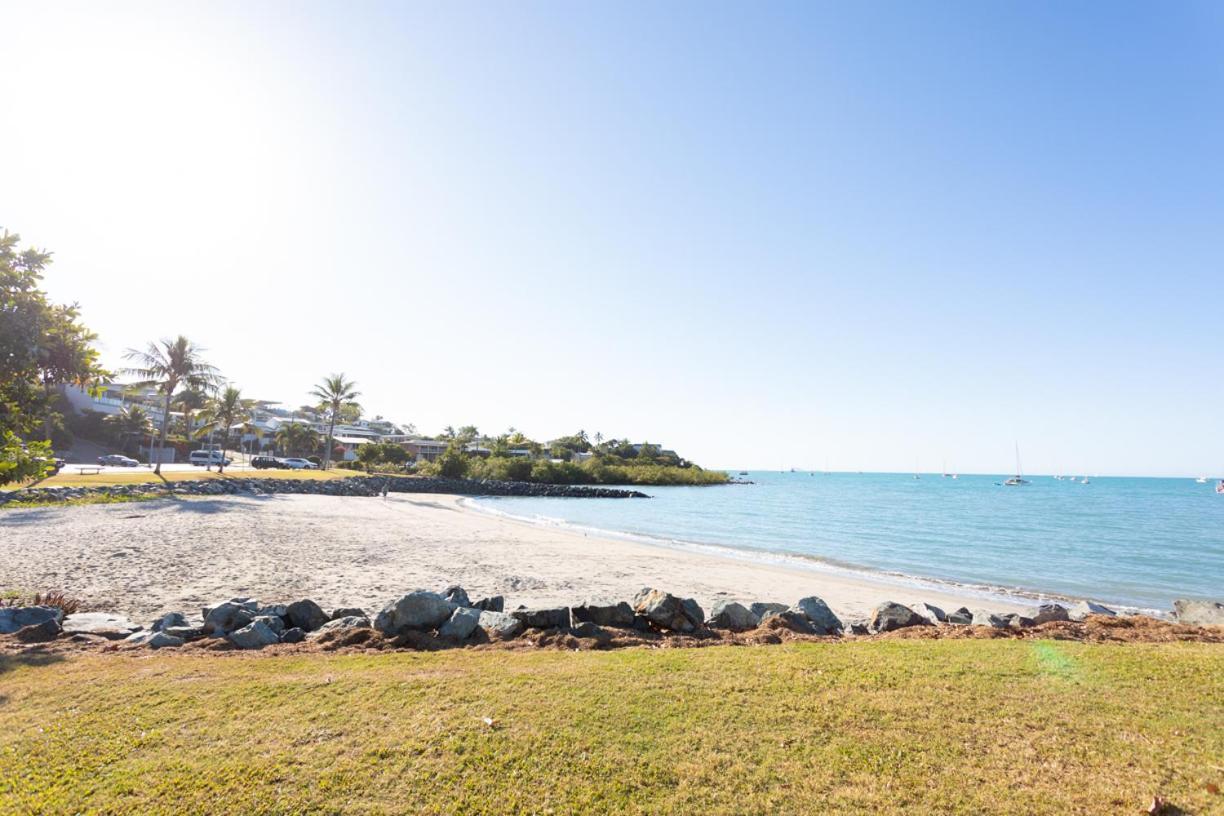 Mandalay Escape, Seclusion & Serenity With A Pool Airlie Beach Dış mekan fotoğraf