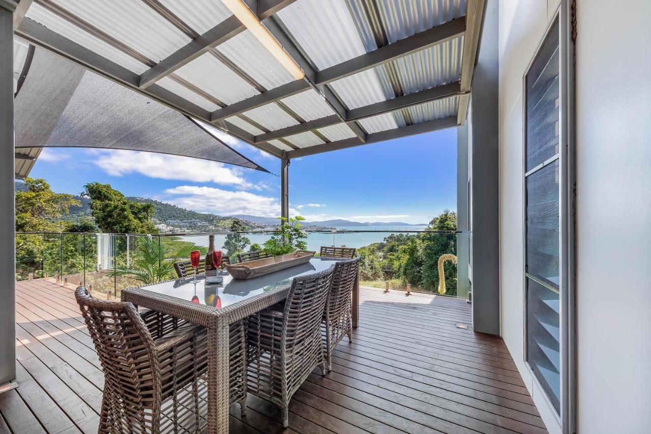 Mandalay Escape, Seclusion & Serenity With A Pool Airlie Beach Dış mekan fotoğraf