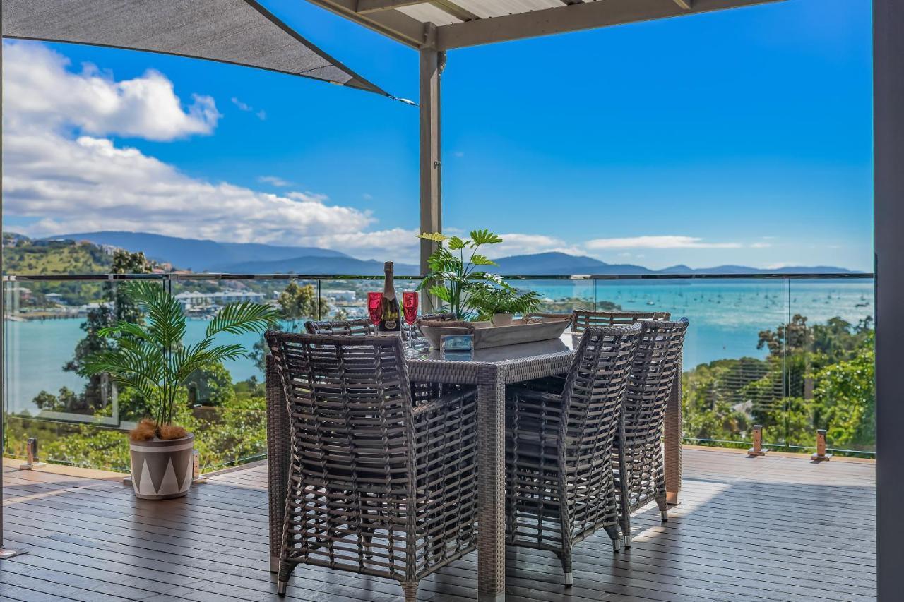 Mandalay Escape, Seclusion & Serenity With A Pool Airlie Beach Dış mekan fotoğraf