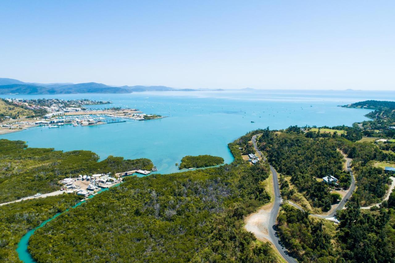 Mandalay Escape, Seclusion & Serenity With A Pool Airlie Beach Dış mekan fotoğraf